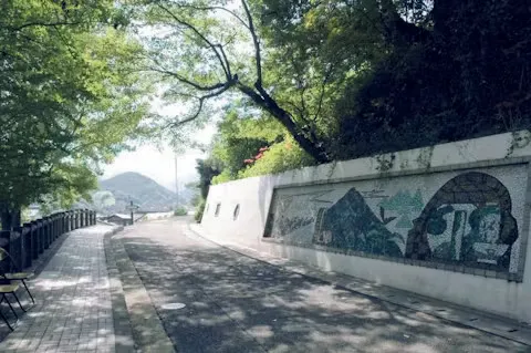 砥部焼 特徴 2